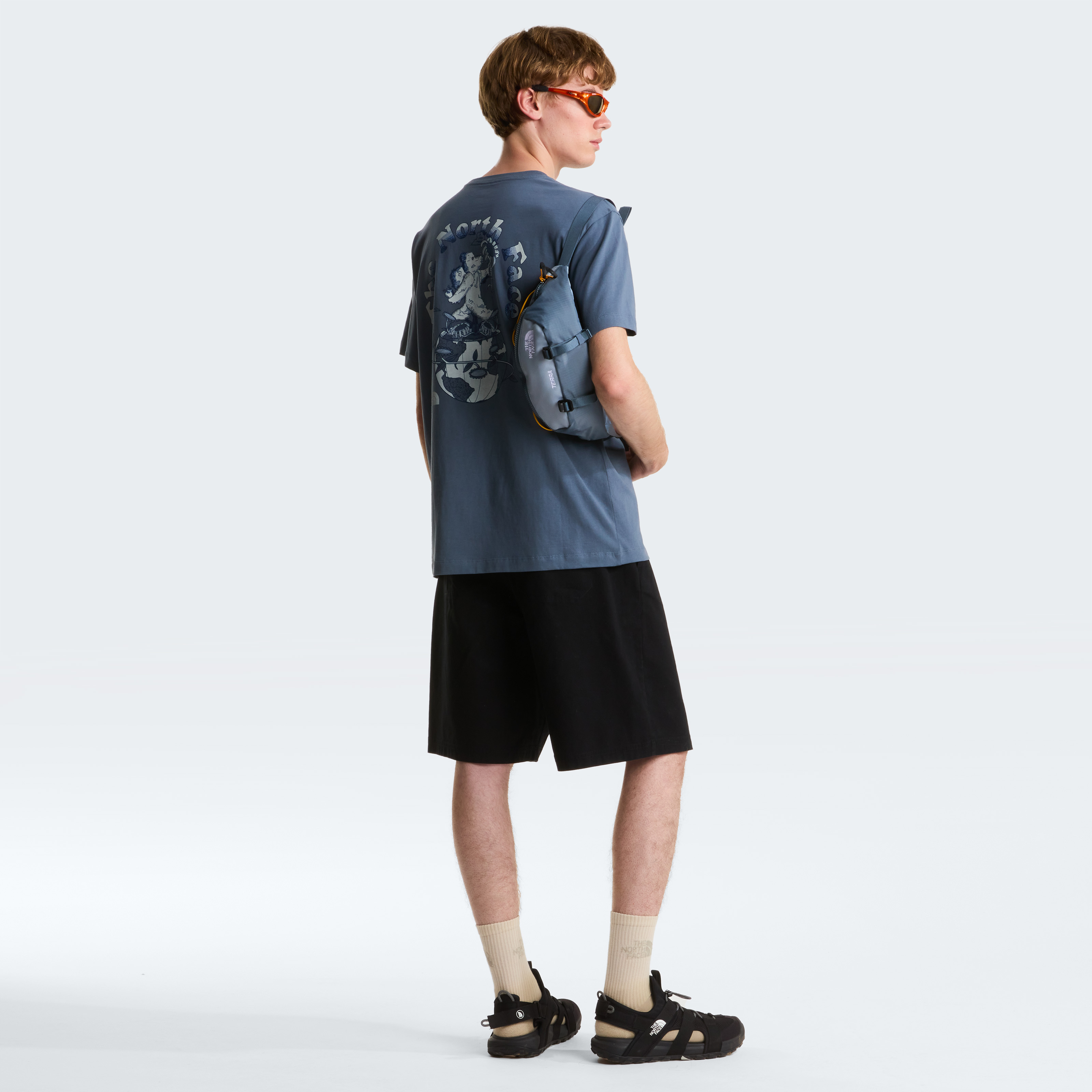 THE NORTH FACE M RETRO EARTH RELAXED SHORT SLEEVE TEE-G NF0A8G9P0U31