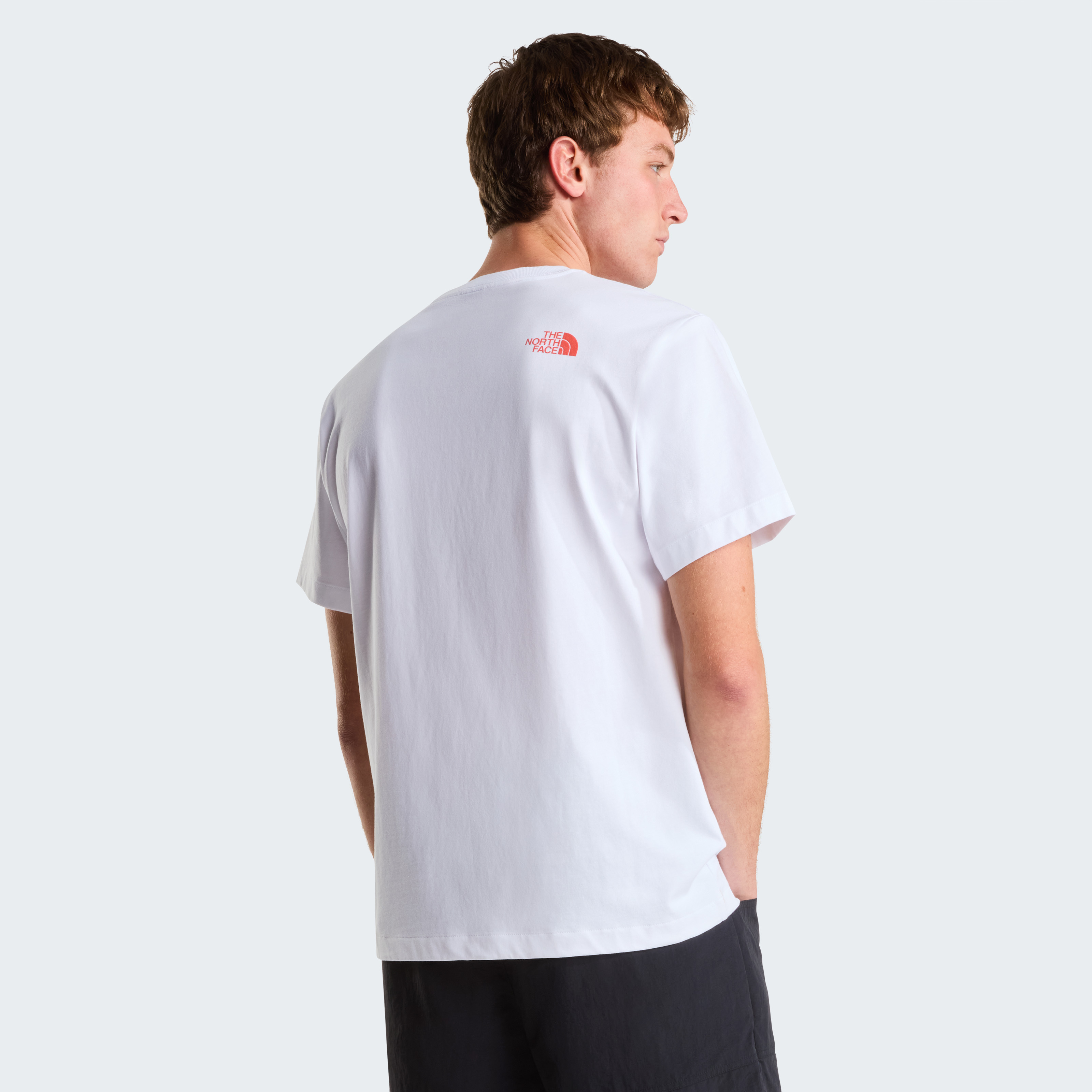 THE NORTH FACE M MOUNTAIN PLAY RELAXED SHORT SLEEVE TEE NF0A8GQXFN41