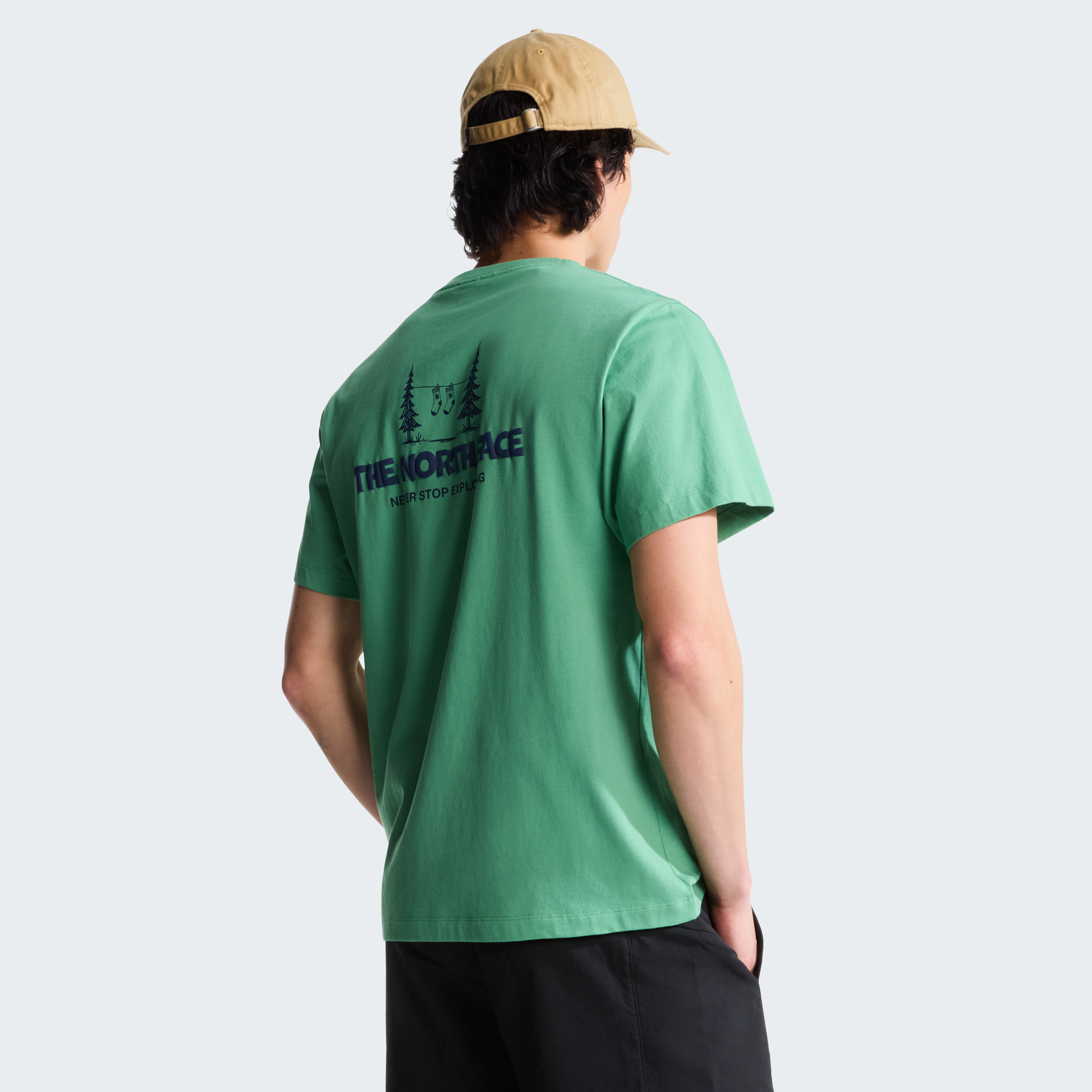 THE NORTH FACE M CAMPING RELAXED SHORT SLEEVE TEE-GRAPH NF0A8GQMG571